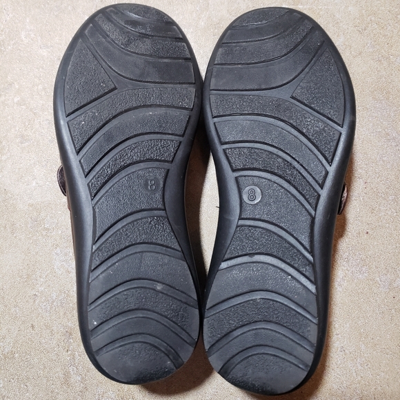 Ultime Confort Brown Genuine Leather Slip On Loafers Shoes Size 8 M - Picture 4 of 8